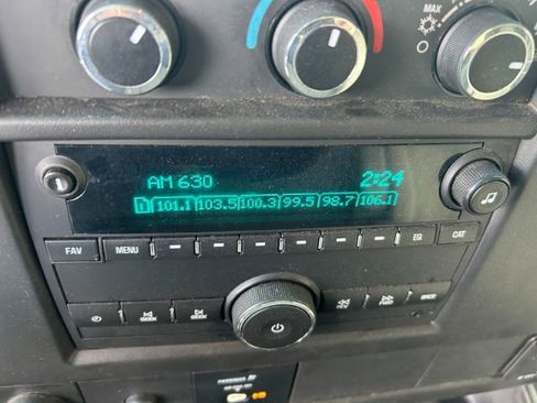 Used 2017 Chevrolet Express 2500 Work Van image 13