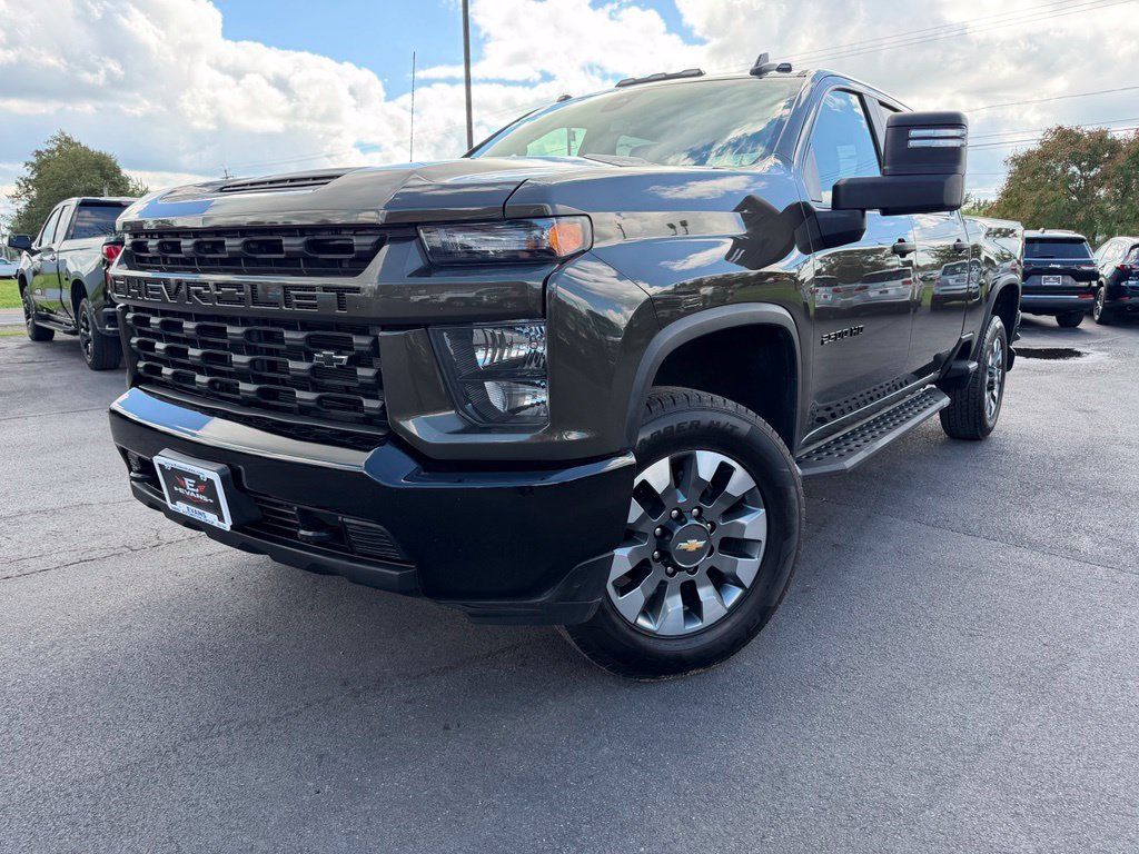 Used 2022 Chevrolet Silverado 2500 Custom w/ Custom Convenience Package AWD/4WD image 1