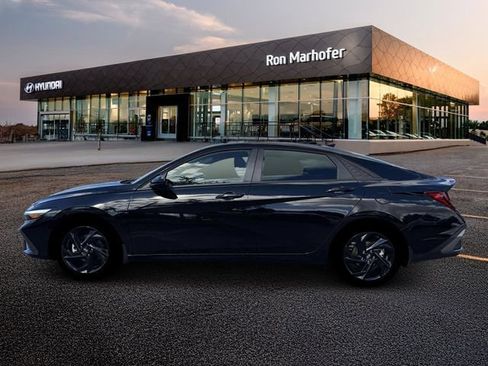New 2026 Hyundai Elantra Sport FWD image 3