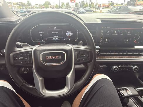 Used 2023 GMC Sierra 1500 Elevation AWD/4WD image 16