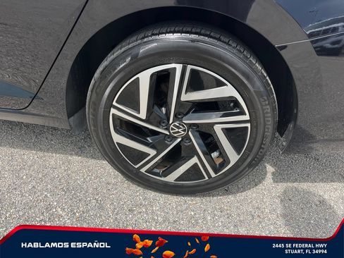 Used 2022 Volkswagen Jetta SEL FWD image 9