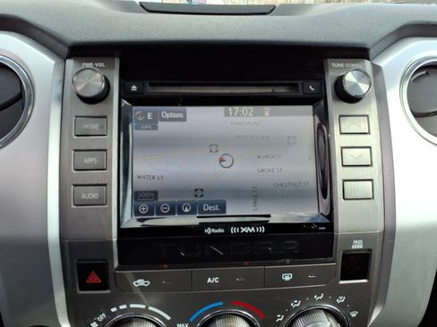 Used 2019 Toyota Tundra SR5 AWD/4WD image 7