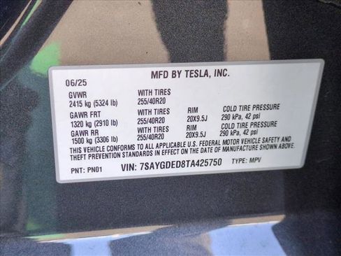 Used 2026 Tesla Model Y 2WD image 26