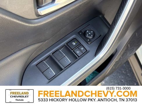 Used 2023 Toyota RAV4 XLE AWD/4WD image 22