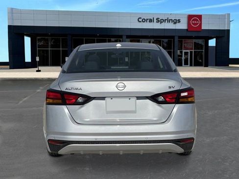 New 2026 Nissan Altima 2.5 SV FWD image 4