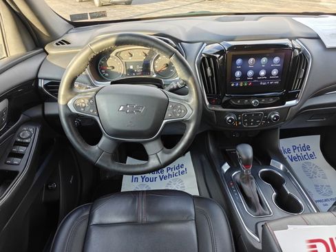 Used 2023 Chevrolet Traverse RS image 26