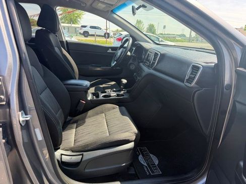 Used 2017 Kia Sportage LX FWD image 6