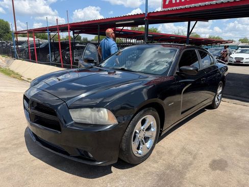 Used 2013 Dodge Charger R/T RWD image 1
