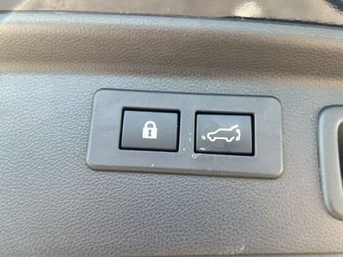 Used 2019 Subaru Forester Sport AWD/4WD image 9