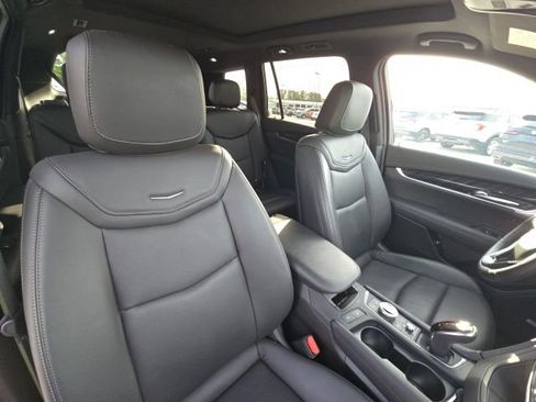 Used 2024 Cadillac XT6 Premium Luxury w/ LPO, Floor Liner Package AWD/4WD image 22