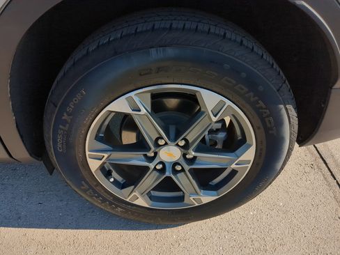 Used 2025 Chevrolet Blazer LT image 33