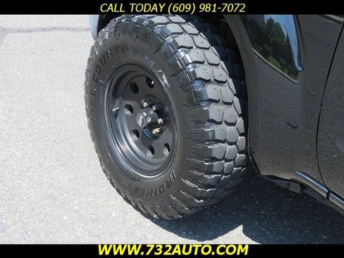 Used 2011 Nissan Frontier S AWD/4WD image 24