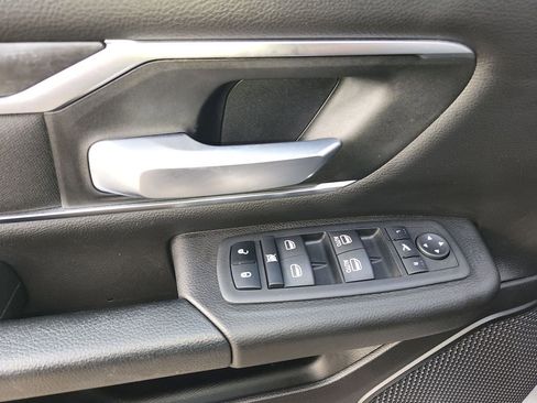 Used 2024 RAM 1500 Lone Star image 28