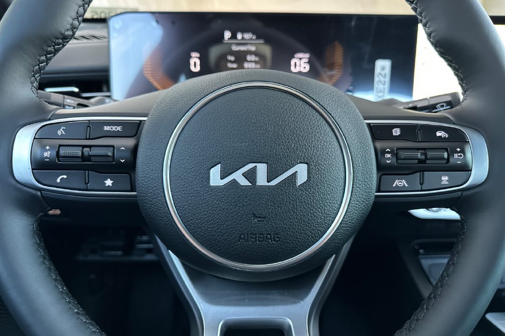 New 2027 Kia K5 GT-Line AWD/4WD image 25