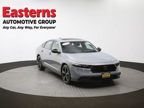 Used 2025 Honda Accord Sport image 51