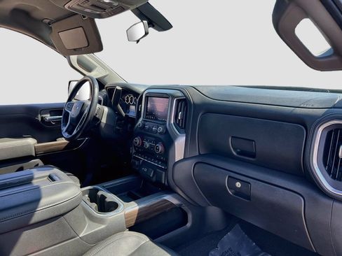 Used 2021 Chevrolet Silverado 1500 LT Trail Boss w/ Convenience Package II AWD/4WD image 28