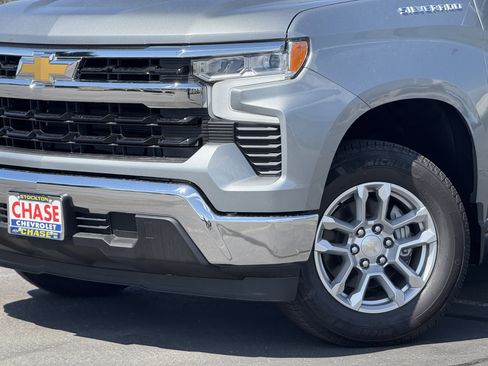 New 2026 Chevrolet Silverado 1500 LT image 3