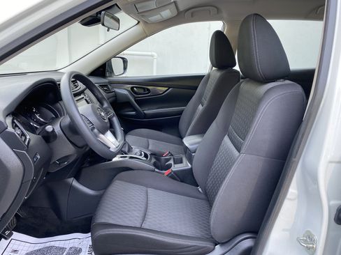 Used 2020 Nissan Rogue S AWD/4WD image 16
