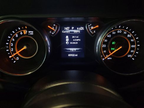 Used 2018 Jeep Wrangler Unlimited Sport S AWD/4WD image 23