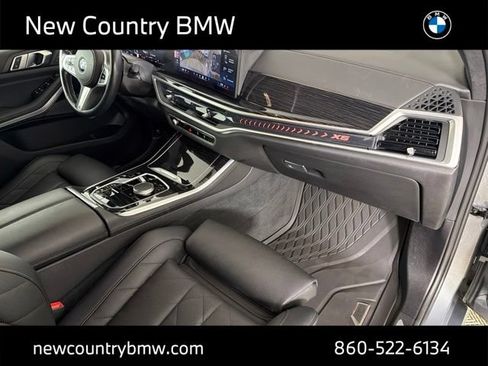 Used 2024 BMW X5 xDrive40i w/ M Sport Package AWD/4WD image 25