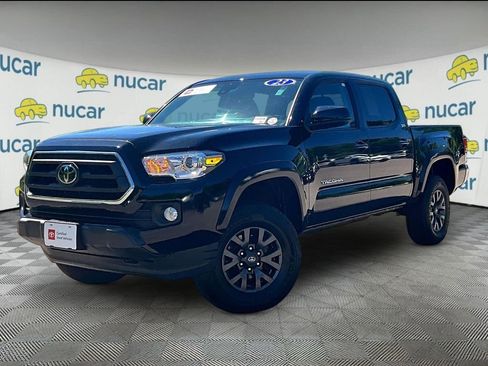 Used 2023 Toyota Tacoma SR5 AWD/4WD image 3
