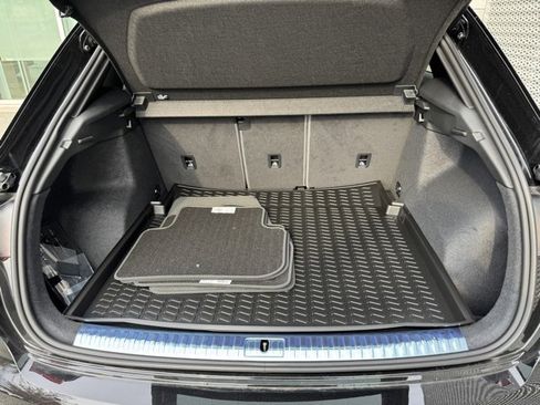 New 2025 Audi Q3 2.0T Premium image 16