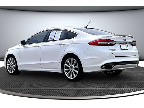 Used 2017 Ford Fusion Platinum FWD image 19