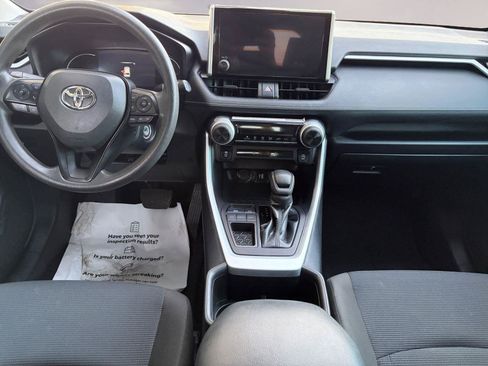 Used 2024 Toyota RAV4 LE FWD image 10