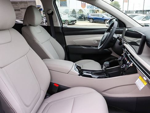 New 2026 Hyundai Tucson SEL FWD image 24