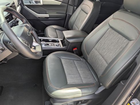 Used 2023 Ford Explorer Timberline w/ Timberline Technology Package AWD/4WD image 18