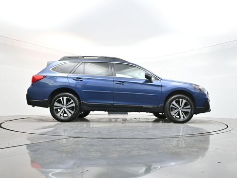 Used 2019 Subaru Outback 3.6R Limited image 38
