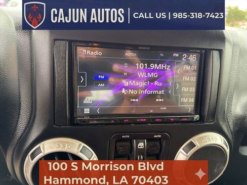 Used 2018 Jeep Wrangler Unlimited Sahara AWD/4WD image 24