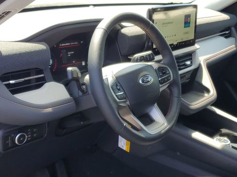 New 2026 Ford Explorer Active w/ Active Comfort Package AWD/4WD image 13
