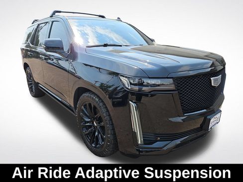 Used 2021 Cadillac Escalade Sport w/ Driver Assist Tech Package AWD/4WD image 10
