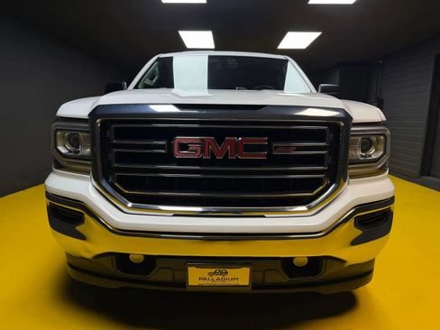 Used 2017 GMC Sierra 1500 2WD Regular Cab image 2