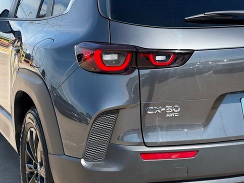 Used 2025 MAZDA CX-50 AWD 2.5 S w/ Premium Package image 7