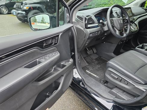 Certified 2023 Honda Odyssey Elite image 22