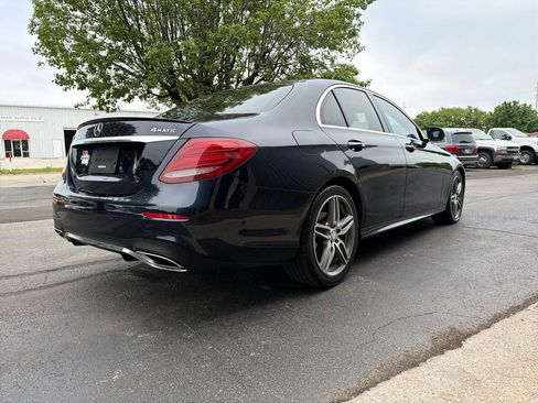 Used 2017 Mercedes-Benz E 300 4MATIC image 5