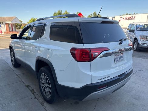 Used 2019 GMC Acadia SLE FWD image 3