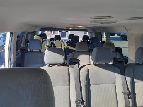 Used 2015 Ford Transit 350 XLT image 17