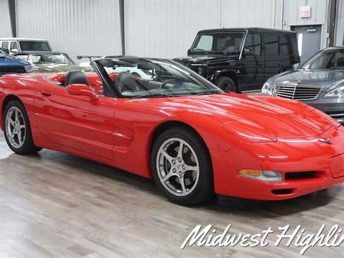 Used 2000 Chevrolet Corvette Convertible w/ Memory Pkg image 7