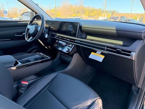 New 2026 Hyundai Tucson Limited image 40