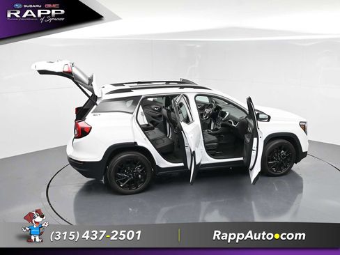 Used 2023 GMC Terrain SLT w/ Tech Package AWD/4WD image 32