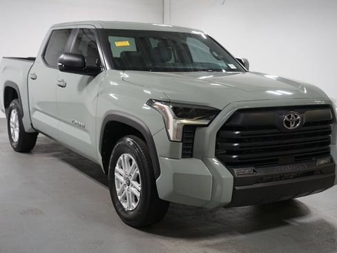 Certified 2025 Toyota Tundra SR5 w/ SR5 Premium Package RWD image 3