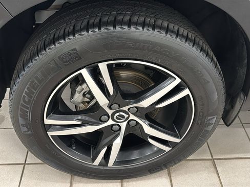 Used 2023 Volvo XC40 B5 Core w/ Convenience Package AWD/4WD image 30