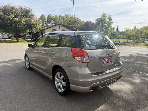 Used 2003 Toyota Matrix XRS FWD image 3