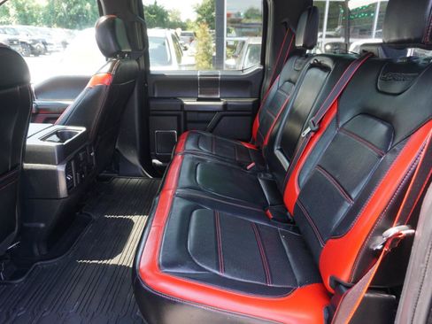 Used 2019 Ford F150 Lariat w/ Equipment Group 502A Luxury AWD/4WD image 13