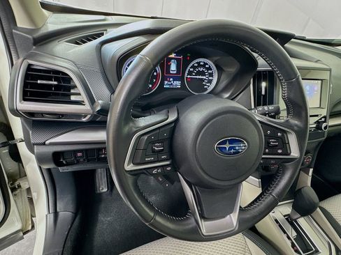 Used 2021 Subaru Forester Premium image 11