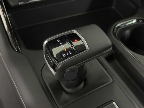 Certified 2024 GMC Sierra 1500 AT4X w/ AT4X AEV Edition AWD/4WD image 32