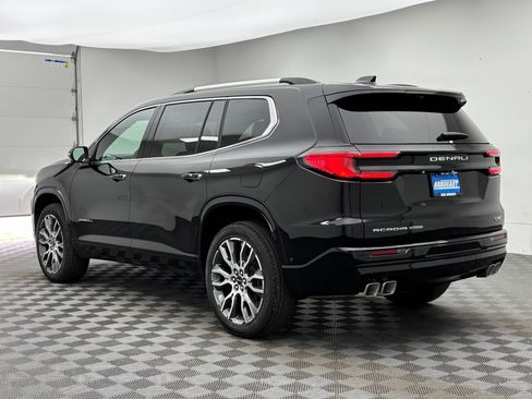New 2026 GMC Acadia Denali Ultimate w/ LPO, Floor Liner Package AWD/4WD image 16